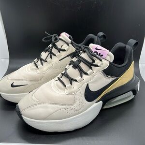 NIKE W AIR MAX VERONA Shoes LT OREWOOD BRN/BLACK Sz 9 US